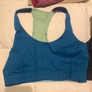 LIKE NEW- OV Doing Things Sports Bra- Color: Marine blue, aqua, sea foam - Small